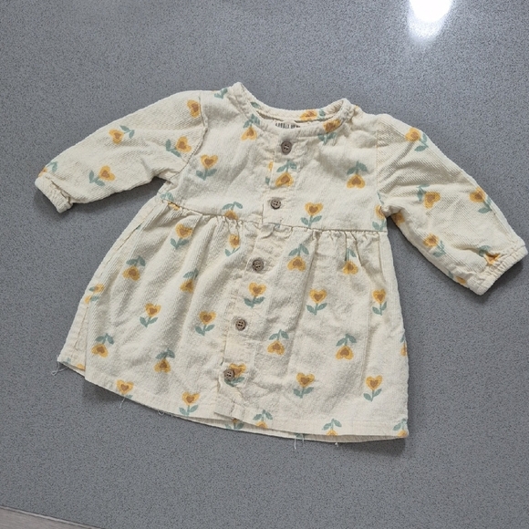 Floral Rabbit + Bear Button-Up Baby Casual Dress with Socks 3-6M - Picture 3 of 4